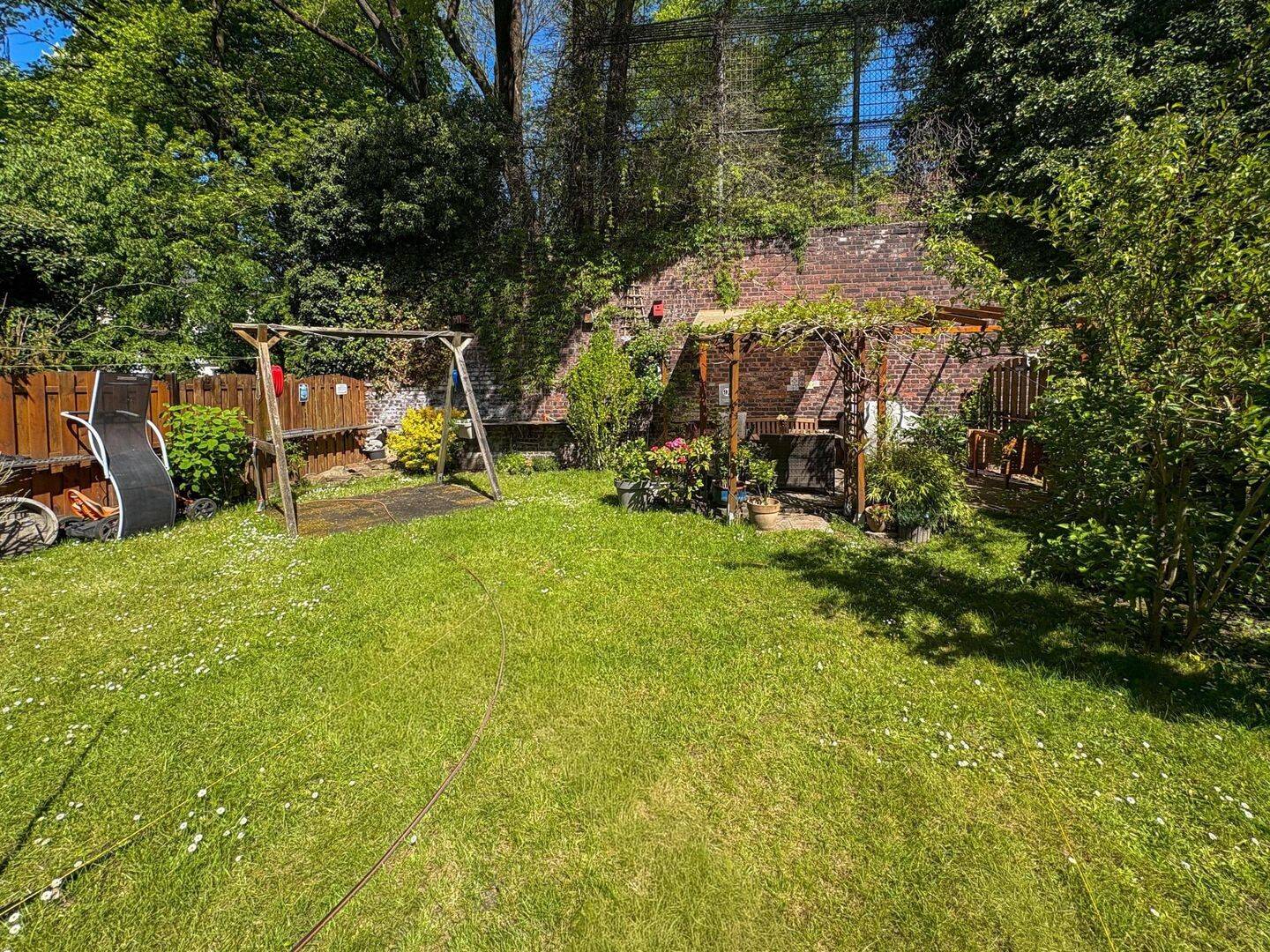 Historisches Zweifamilienhaus in Witten mit Dachterrasse & Garten – Witten – Vorschaubild 2
