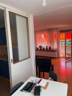Helle 2-Zimmer-Wohnung mit großem Balkon zu vermieten – Nürnberg-Langwasser – 90473 Nürnberg – Vorschaubild 2