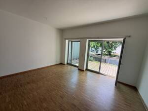 Moderne, frisch renovierte 3-Zimmer-Wohnung mit Balkon, Aufzug und Stellplatz in begehrter Lage von Fürth-Atzenhof – 90768 Fürth – Vorschaubild 5
