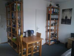 Möbliertes Appartment im Studentenwohnheim in guter Lage zu Uni und Innenstadt – 91052 Erlangen – Vorschaubild 3