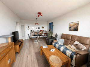 Über den Dächern von Lübeck - gepflegte 2,5-Zimmer-Wohnung mit Loggia und Weitblick – 23558 Lübeck – Vorschaubild 4