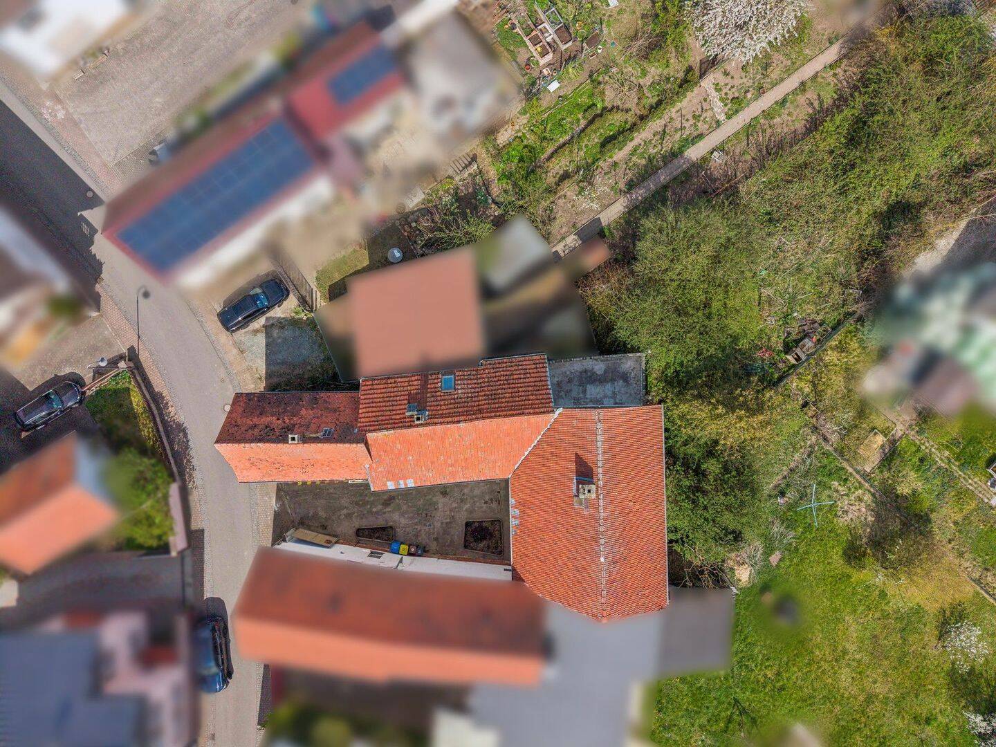 Butzbach-Griedel: Große Hofreite mit 182 m² Wohnfläche und 809 m² Grundstück zur Sanierung – Butzbach – Vorschaubild 7