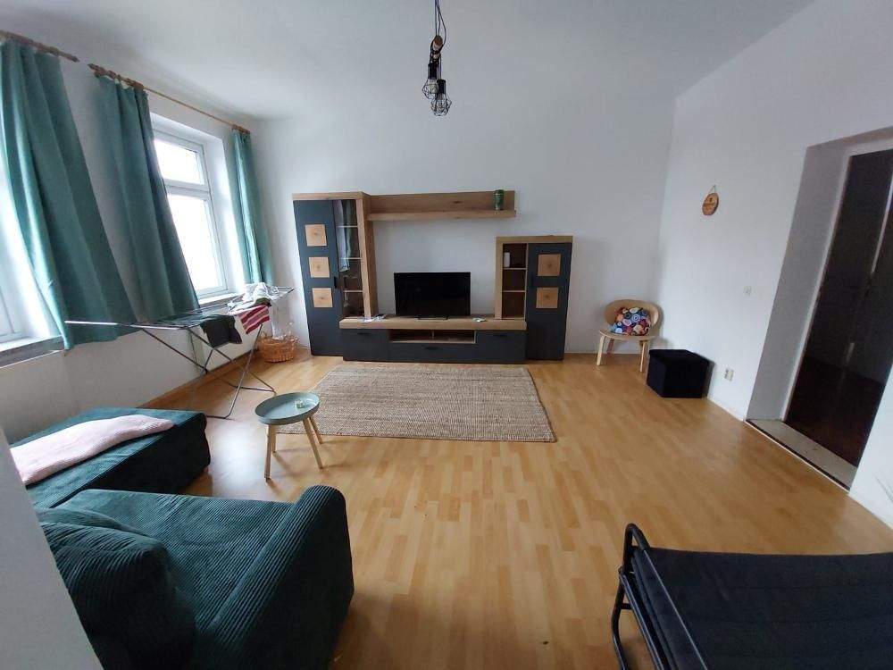Helle möbilierte 2 Raum-Wohnung im Zentrum