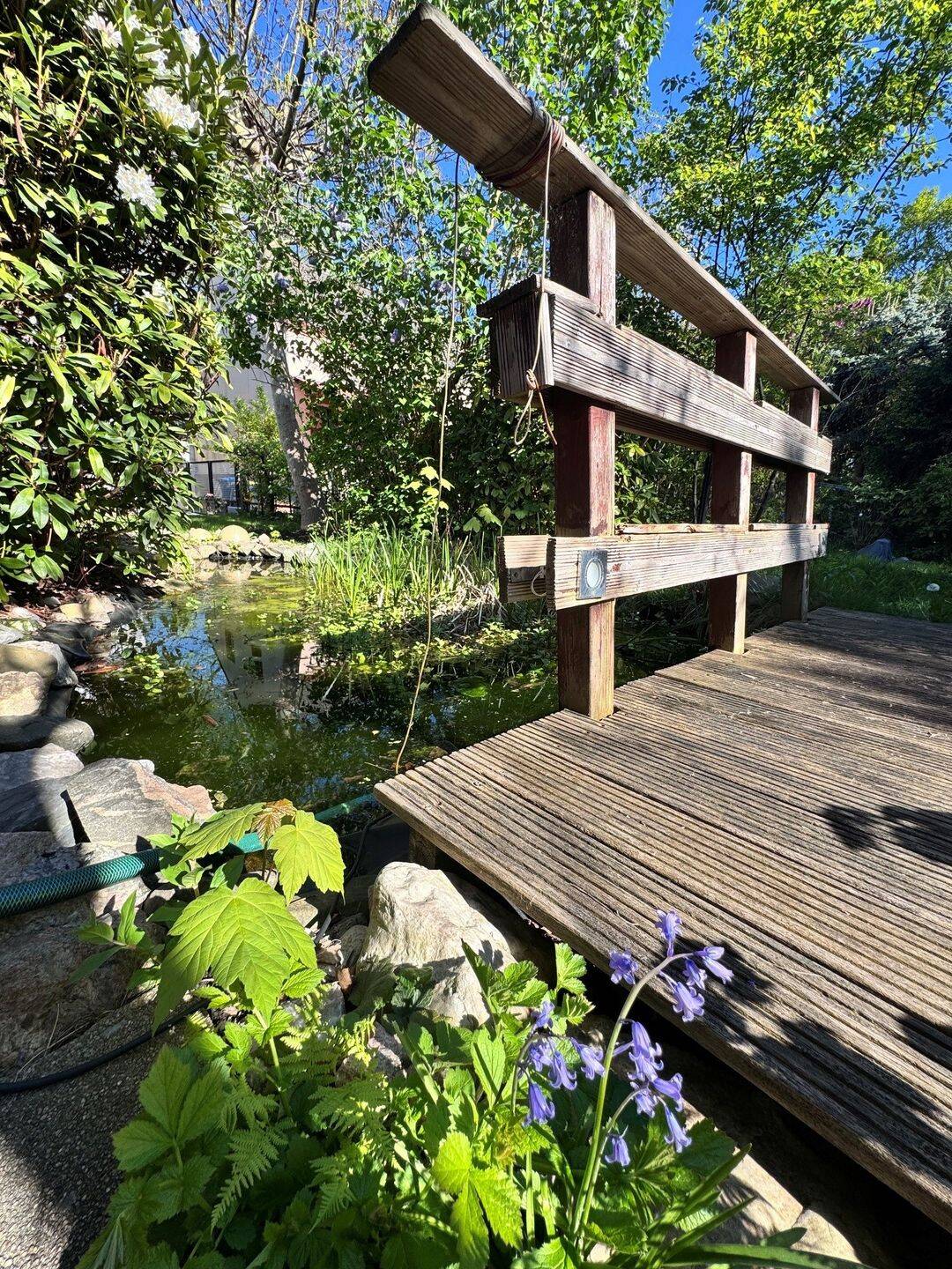 Familienidylle mit wunderschönem Garten