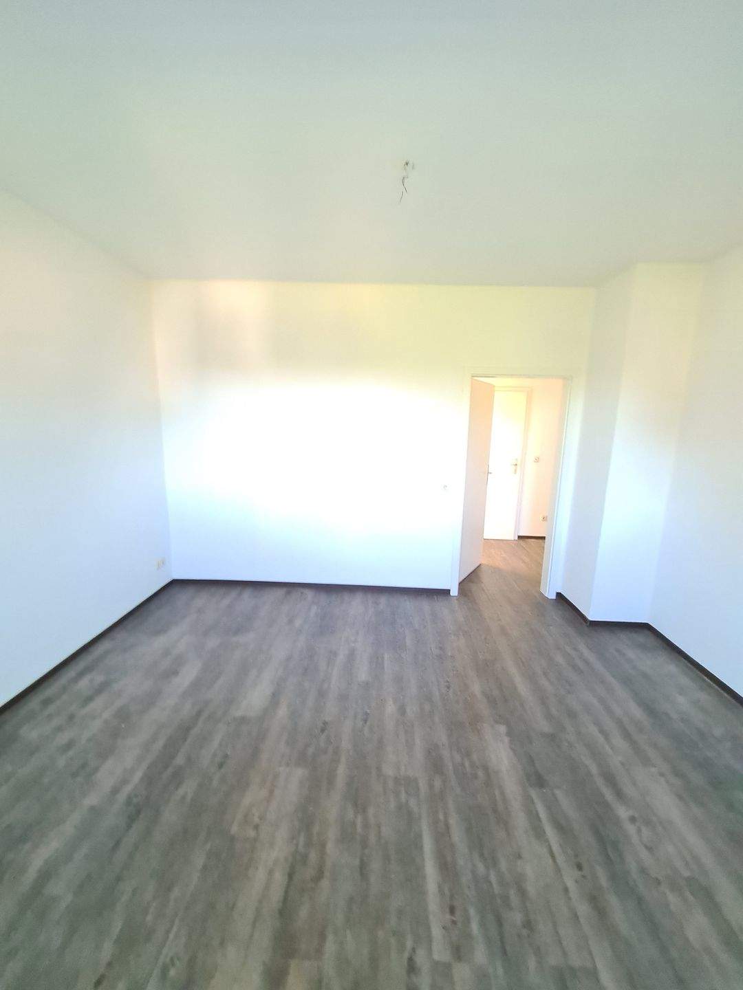 Charmante 2,5-Zimmer-Wohnung in Chemnitz zur Miete – Chemnitz – Vorschaubild 8