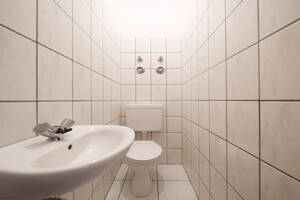 Wohnung mit Potenzial: Gefragtes 1-Zimmer-Apartment im ruhigen Gartenhaus bietet vielfältige Chancen – 12459 Berlin – Vorschaubild 9