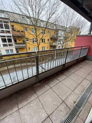 Erfurt* Karree am Südpark* helle 2 Zimmer-Wohnung mit Balkon* sep. Küche* Tageslichtbad – Otto-Knöpfer-Straße 4, 99096 Erfurt – Vorschaubild 3