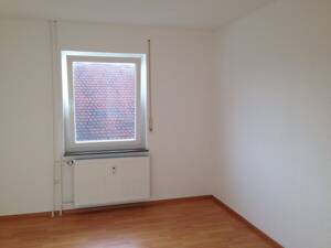 Ruhige 3 Zimmer Wohnung mit EBK in Erlangen-Dechsendorf – 91056 Erlangen – Vorschaubild 3