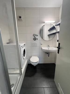 1-Zimmer-Wohnung 43 qm nahe Luitpoldpark inkl. EBK, Garage, Balkon - bezugsbereit und provisionsfrei – 80809 München – Vorschaubild 9