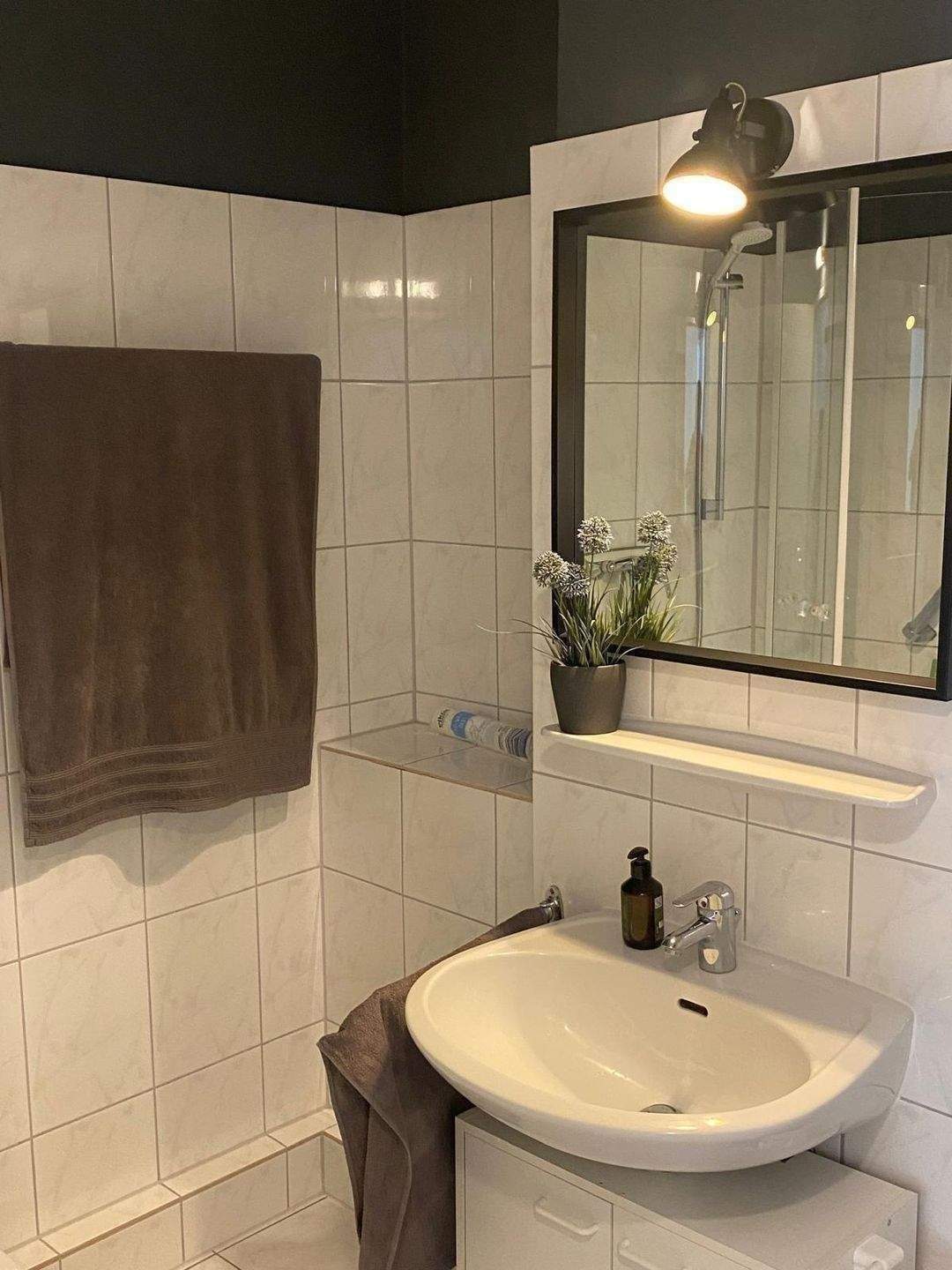 Investieren in Top-Lage: 2-Zimmer-Wohnung mit Komfortausstattung – Bremen – Vorschaubild 7