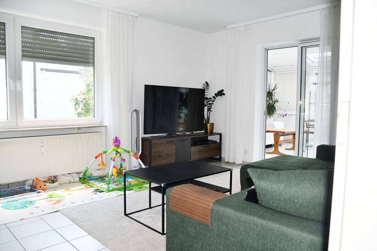 Attraktives gepflegtes 7-Parteienhaus in Darmstadt – Siedlung Tann – Darmstadt – Vorschaubild 3