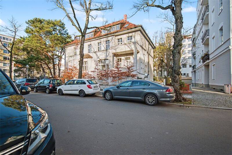 4.611,- €pro QM- Stilvolle 20er Jahre-Villenhälfte zum Modernisieren- vis á vis vom Park! – Berlin – Vorschaubild 9