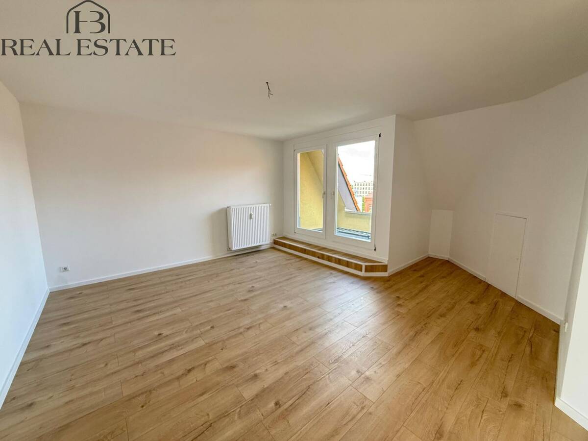 Großzügige Altbauwohnung mit Klimaanlage & Fußbodenheizung – 39104 Magdeburg – Bild 1 von 9