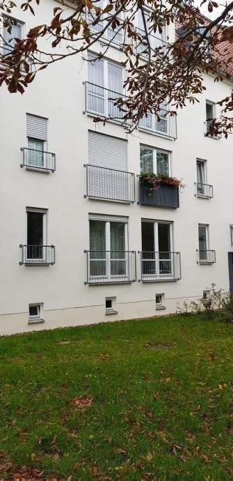Sonn. neu renov. 1-R-NB-Appartment mit neuer Einbauküche in Dresden-Laubegast unweit der Elbe – Dresden – Vorschaubild 2
