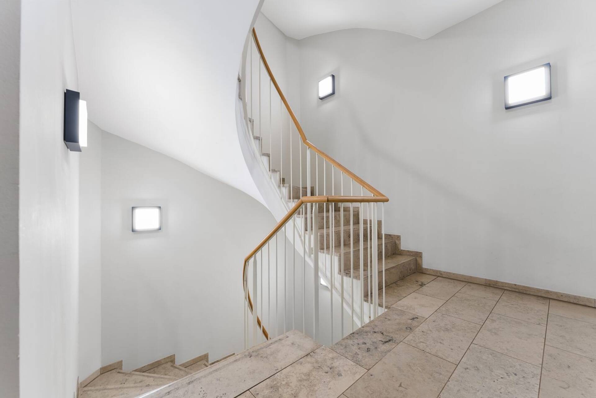 Erdgeschosswohnung in 50968 Köln mit 120 m² kaufen