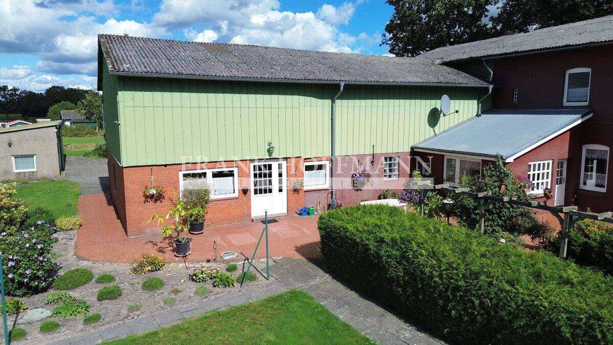 Resthof mit Nebengebäuden und Erweiterungsmöglichkeiten in Hartenholm – Hartenholm – Vorschaubild 9