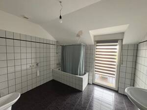 Projektchance in Leverkusen-Hitdorf - Wohnensemble mit Ausbauperspektive nahe Rheinpromenade – 51371 Leverkusen – Vorschaubild 8