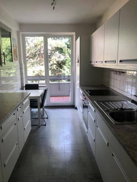 Schöne 2,5 Zimmer Wohnung mit 2 Balkonen – Düsseldorf – Vorschaubild 8
