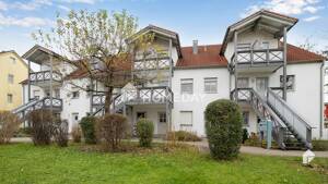 Bezugsfrei! Attraktive 4-Zimmer-Wohnung mit 2 Balkonen und EBK in Ingolstadt – 85049 Ingolstadt – Vorschaubild 1