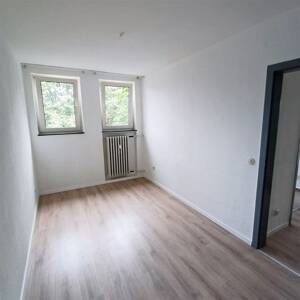 ***Schöne Wohnung mit Ausblick. Einziehen und Wohlfühlen.*** – 45897 Gelsenkirchen – Vorschaubild 2