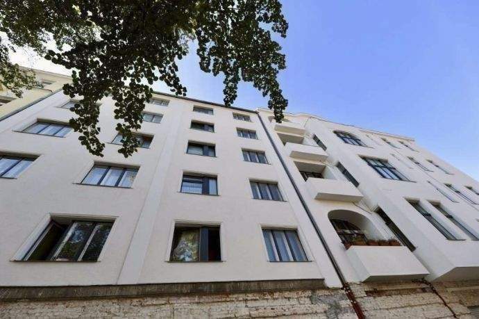RUHIGE LAGE IM HINTERHAUS - NAHE SPREE & SCHLOSSPARK - ZUR ZEIT VERMIETET – Berlin – Vorschaubild 3