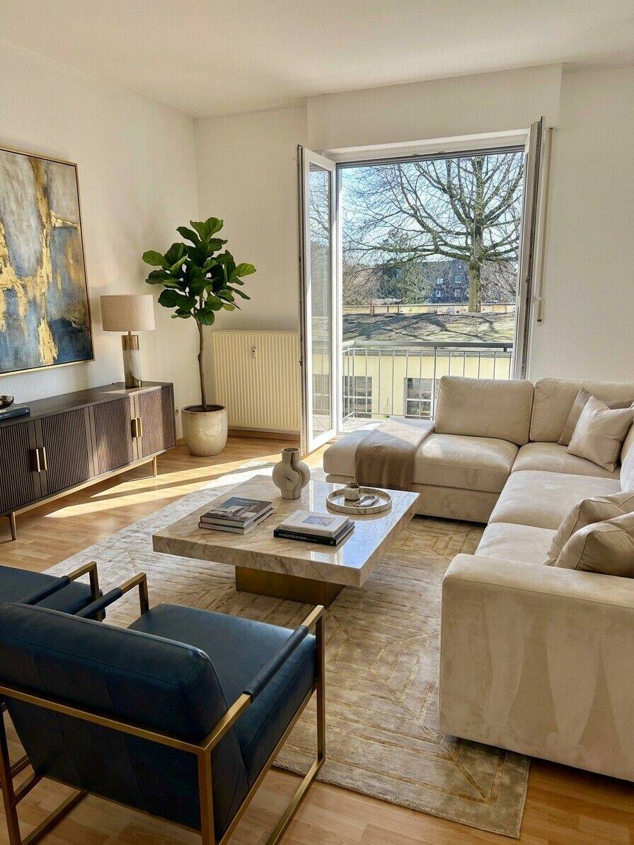 Frisch renovierte 2-Zimmer-Wohnung mit Balkon – Hell, modern und bezugsfrei