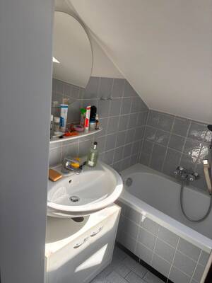 schnucklige 2 Zi.-Wohnung im 4. OG für sportliche Mieter – 89233 Neu-Ulm – Vorschaubild 5