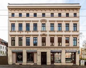 Provisionsfreie Dachgeschosswohnung mit Dachterrasse