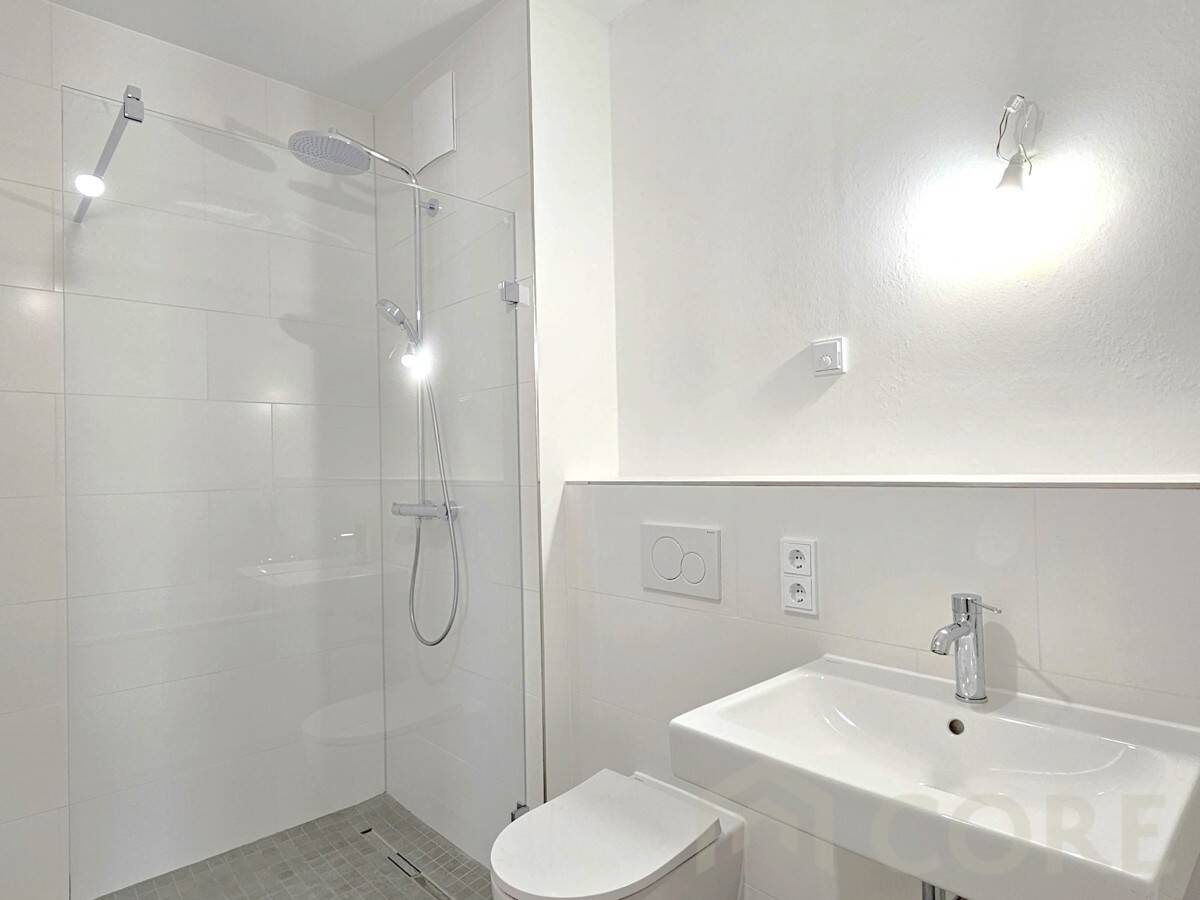 Direkt einziehen und wohlfühlen: Moderne 3-Zi.-Eigentumswohnung mit EBK und sonniger Terrasse! – Hamburg – Vorschaubild 5