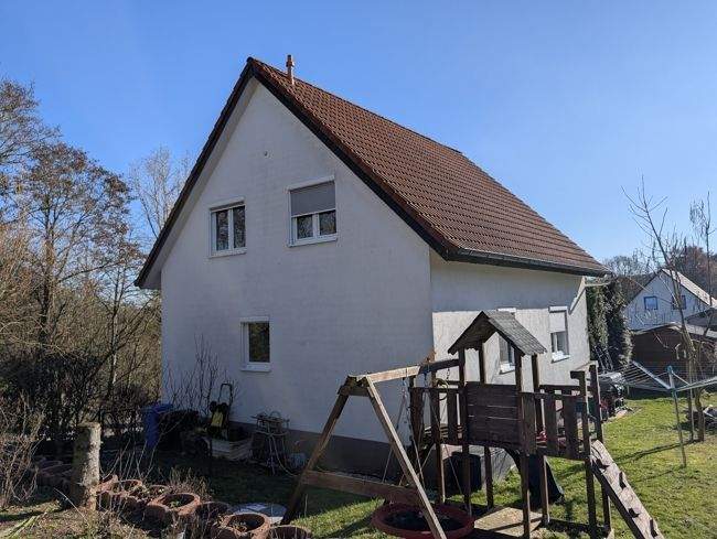 Familien freundliches Einfamilienhaus in landschaftlich wunderschöner Lage und Nahe Sondershausen! – Kyffhäuserland – Bild 1 von 9
