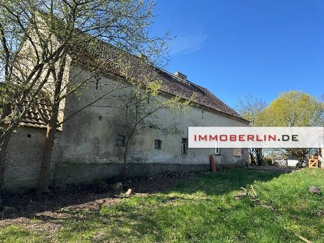 IMMOBERLIN.DE - Sanierungsgelegenheit! Charaktervolles Haus & Nebengebäude auf Südgrundstück – Strausberg – Vorschaubild 3