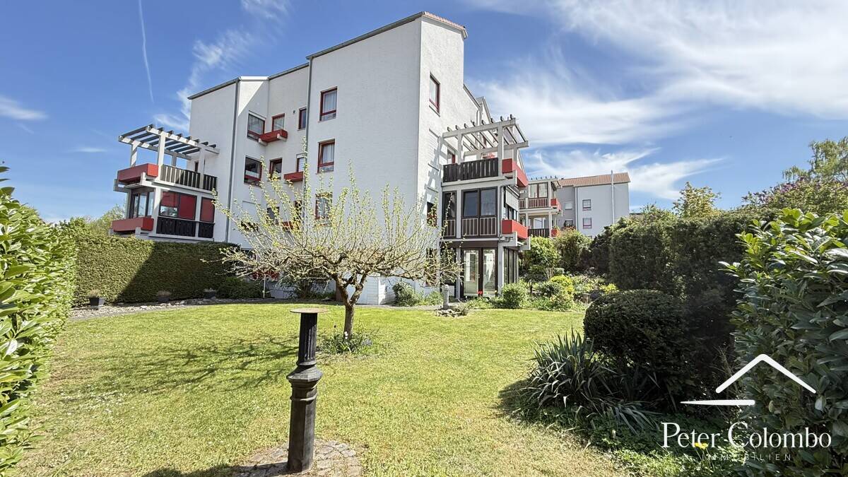 Schicke 3 Zimmer Gartenwohnung mit Wellnessbereich, 2 Keller und TG Stellpl.