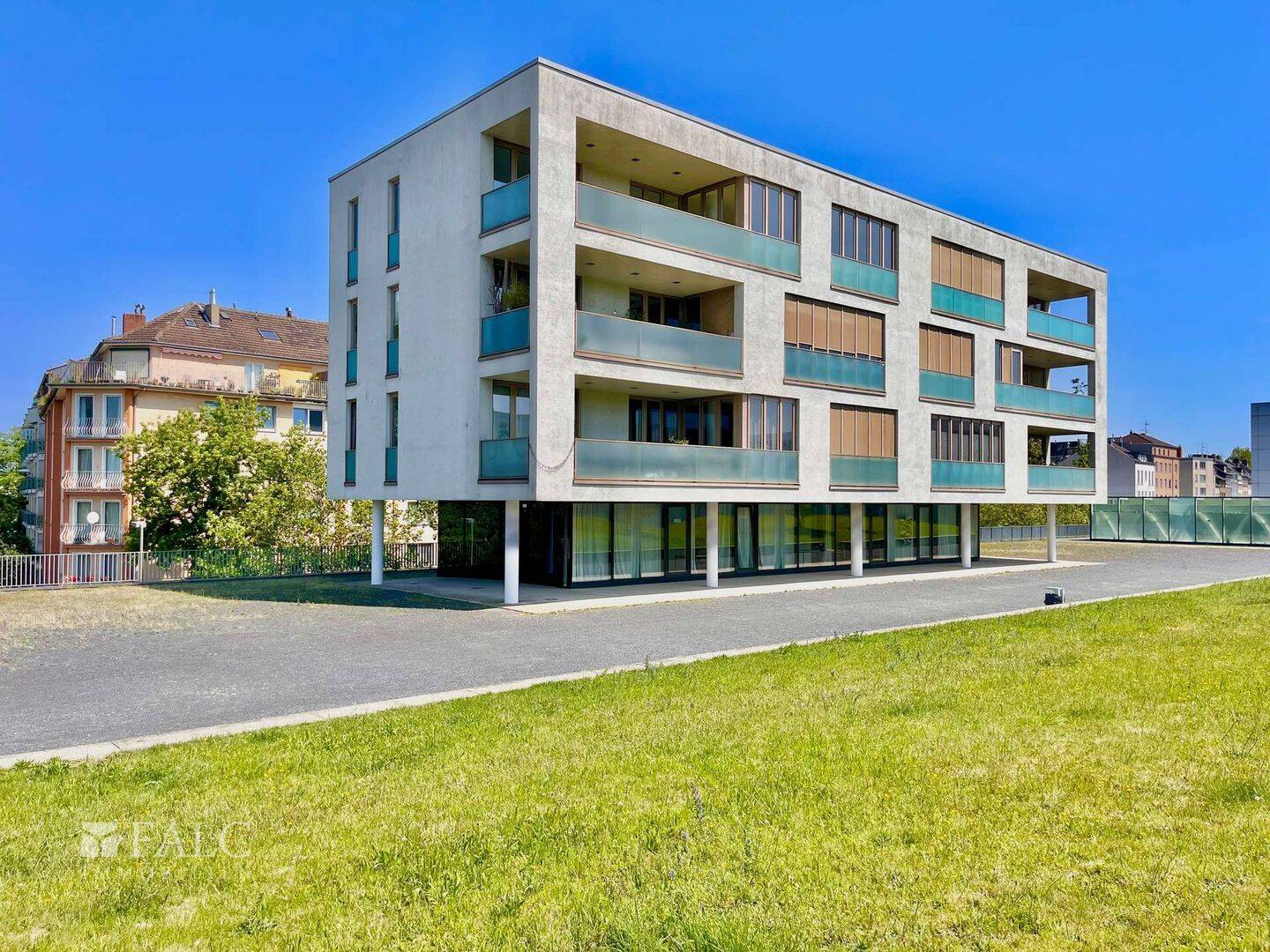 Wohnen über den Dächern Düsseldorfs - 124 m² Wohnkomfort mit Dachterrasse – Düsseldorf – Vorschaubild 7