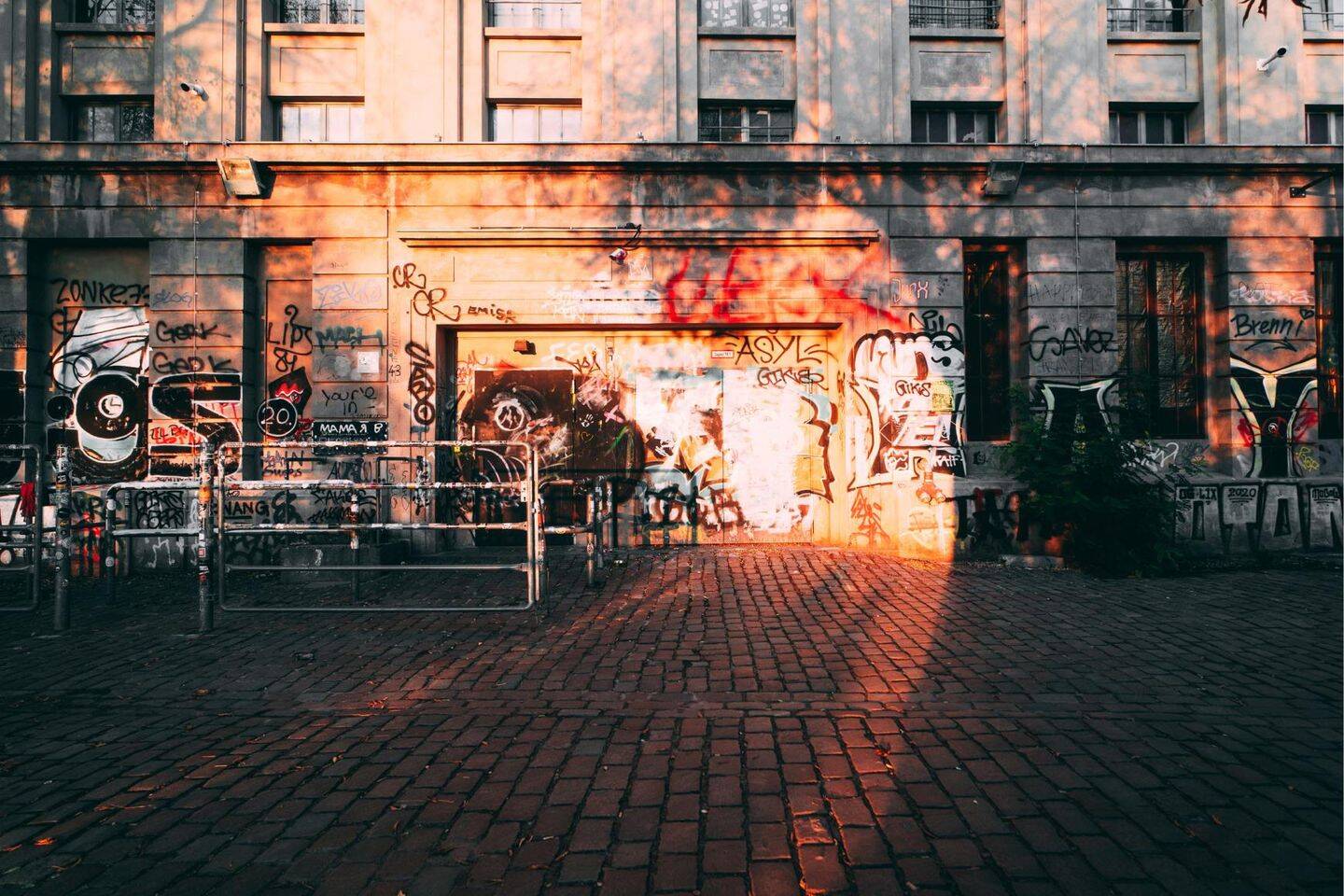 Stylische 2 Zimmer nahe Berghain – Berlin – Vorschaubild 9