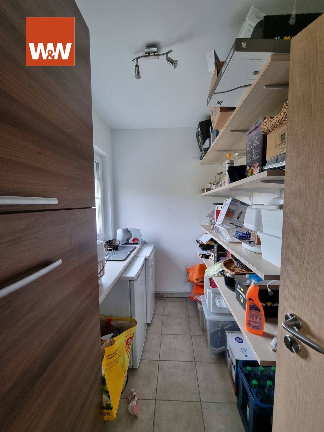 Vor den Toren von Würzburg: Modernes Einfamilienhaus mit Einliegerwohnung, Doppelgarage und Garten – Seinsheim – Vorschaubild 9
