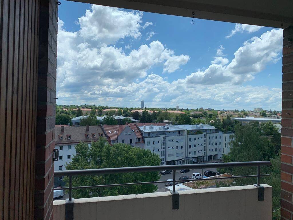 3-Zimmer-Wohnung mit Weitblick - oberstes Geschoss mit Loggia! – Nürnberg – Vorschaubild 9