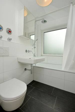 Modern möblierte Wohnung mit Balkon und TG in Stuttgart West – 70193 Stuttgart – Vorschaubild 4