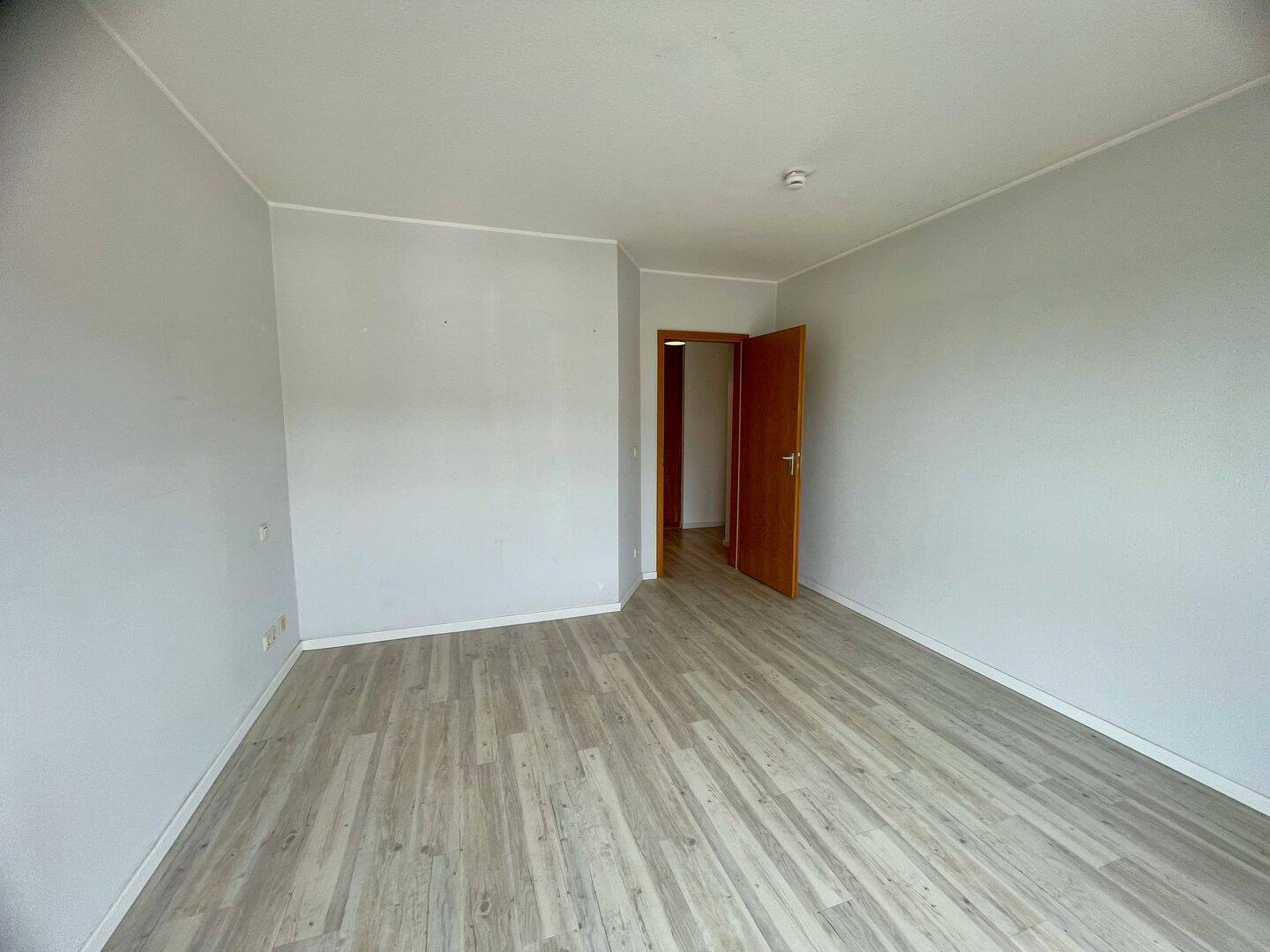 „Ihr persönlicher Rückzugsort mit Terrasse – Ruhig, zentral und mit viel Charme!“ – Mönchengladbach – Vorschaubild 5