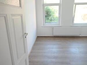 2026 renovierte 3 Zi.-Erdgeschoss-Whg. mit mgl. großer Pferdewiese oder über 300m² Hallenfläche! – 31840 Hessisch Oldendorf – Vorschaubild 6