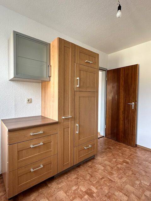 Freie 3-Zimmer-Wohnung mit neuen Fenstern in Nürnberg-Laufamholz – sofort bezugsbereit – Nürnberg – Vorschaubild 5