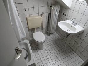 WILLKOMMEN! Top sanierte Singlewohnung! Garten! PKW-Stellplatz – 47259 Duisburg – Vorschaubild 5