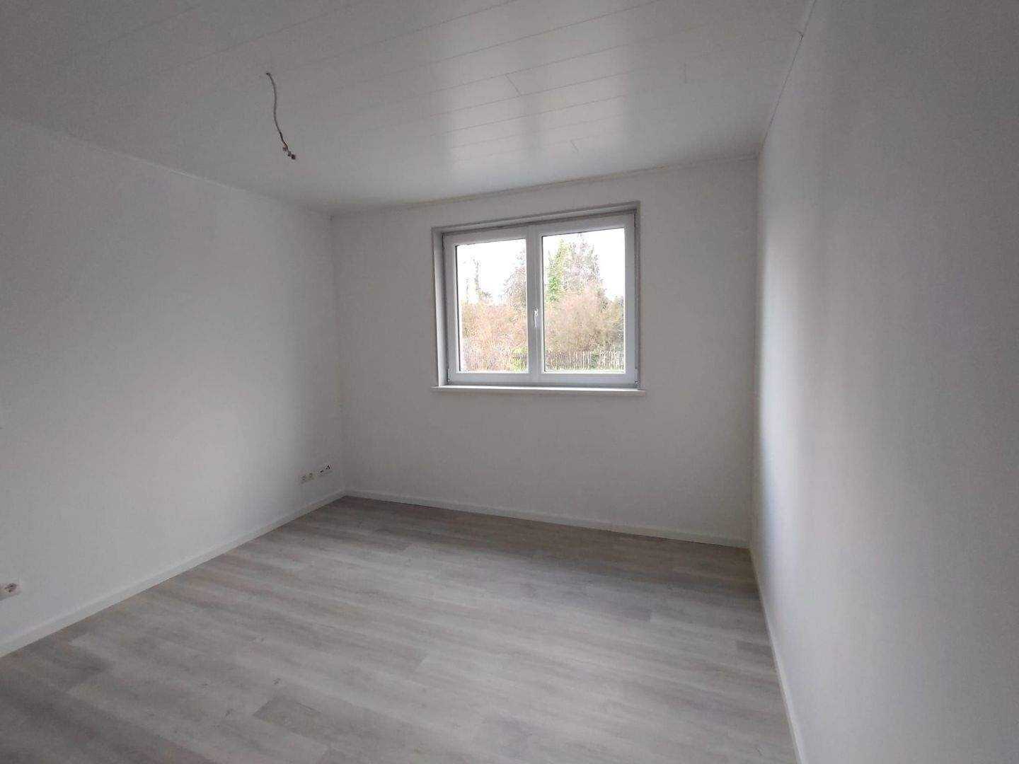 Neubau-Einfamilienhaus (2024) mit 160 m², großem Wohnstudio, Terrasse & Garten + Doppel-Carport – Edemissen – Vorschaubild 5