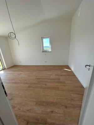 Bezugsfertiges Penthouse – 91601 Dombühl – Vorschaubild 3