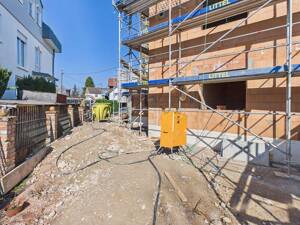 Ingolstadt-Süd (Hundszell) - 3,5 ZKB-Erdgeschosswohnung mit West-Terrasse! Ruhige Lage! – 85051 Ingolstadt – Vorschaubild 9