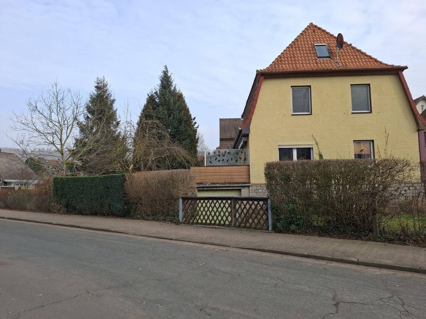 Charmantes Einfamilienhaus in Einbeck- Kreiensen- maklerfrei – Einbeck – Bild 1 von 9