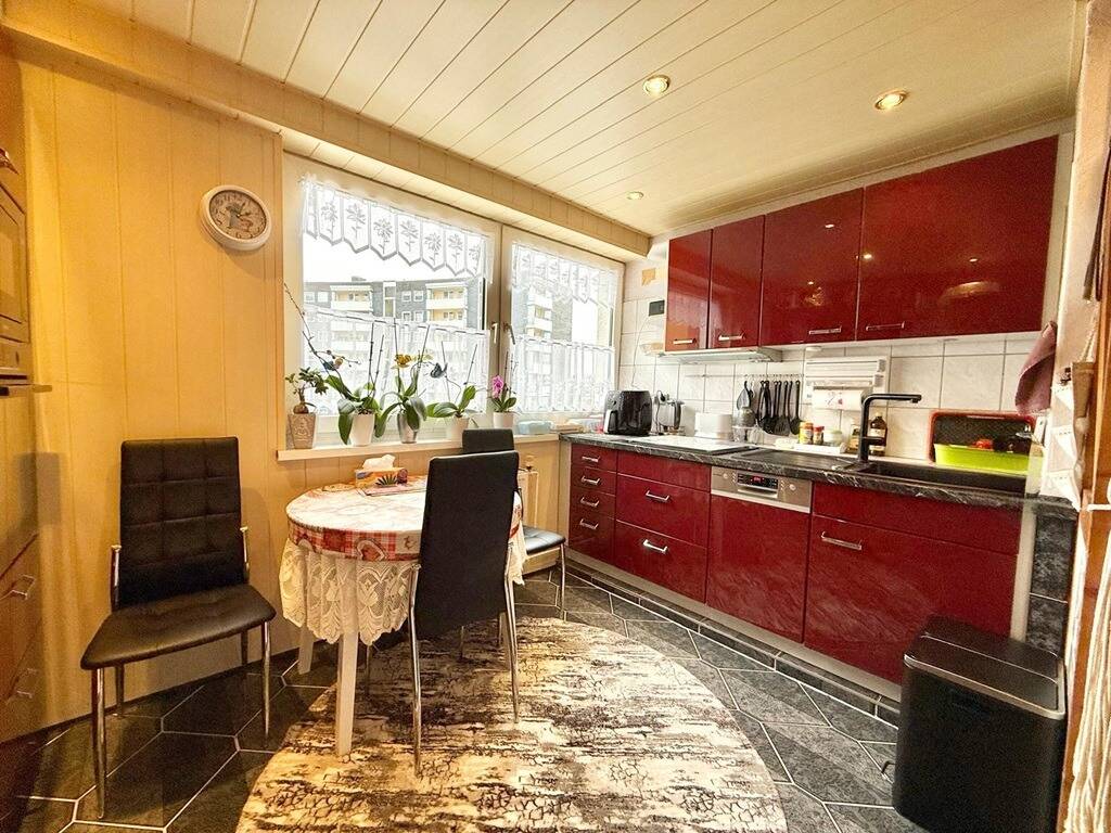 Sehr gepflegte und möblierte 3-Zi-Eigentumswohnung mit Küche und Balkon – Wuppertal – Vorschaubild 5