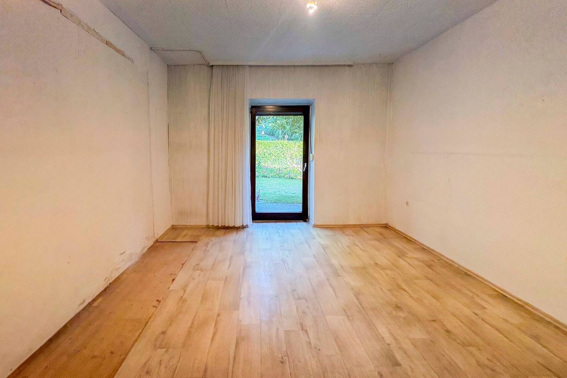 Haus in 86316 Friedberg mit 360,09 m² kaufen