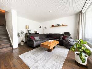 erstklassig geschnittene 3-4 Zimmer-Wohnung (Split-Level) mit eigener Gartenfläche in Sackgassenlage – 22399 Hamburg – Vorschaubild 6