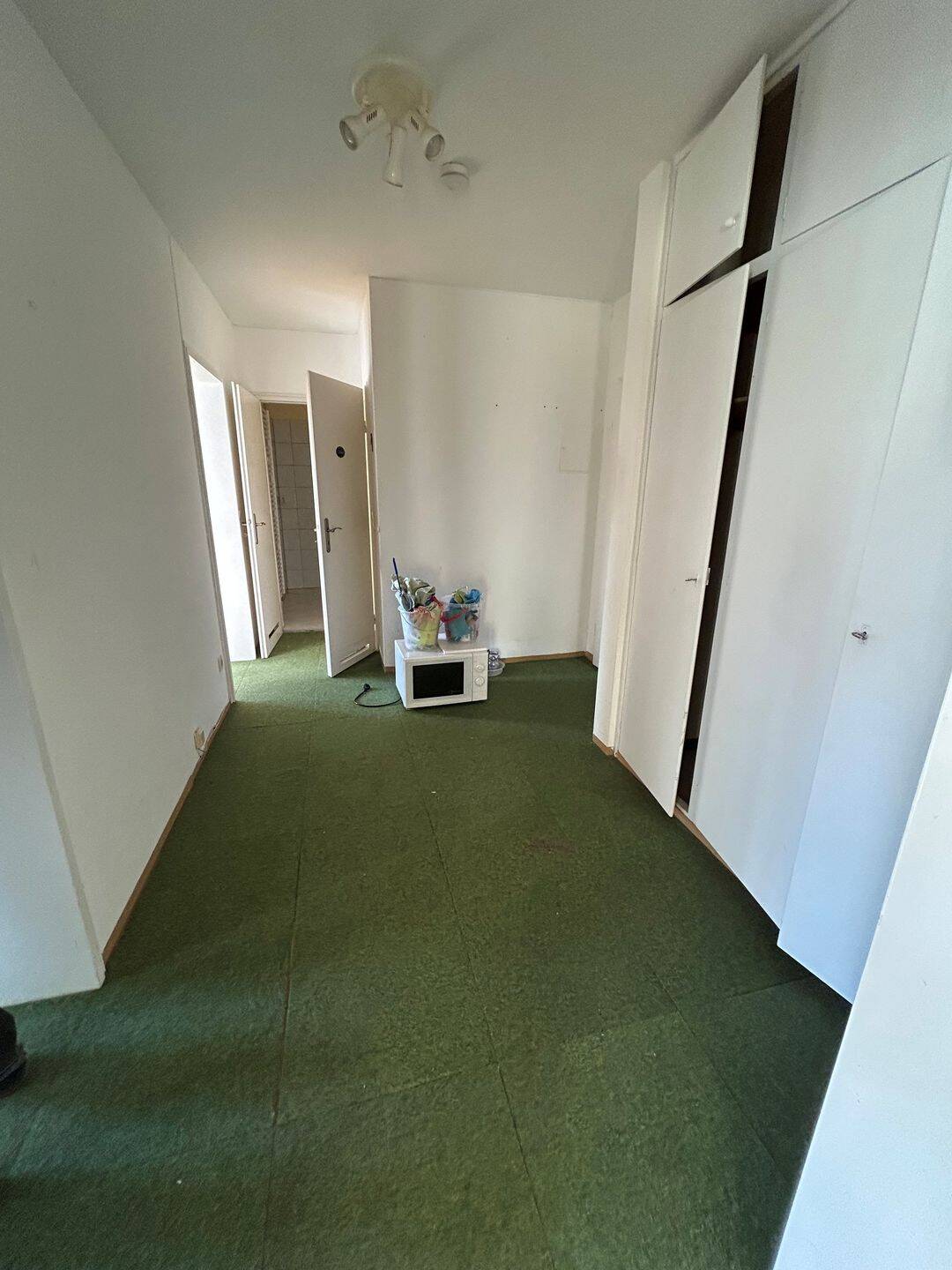 Sonnige, gut gelegene 2-Zi.-ETW in Stadtnähe zum Sofortbezug – Erlangen – Vorschaubild 6