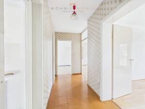 Helle 3 Zi. Whg. Gartenanteil, Balkon & Garage – 70329 Stuttgart – Vorschaubild 9